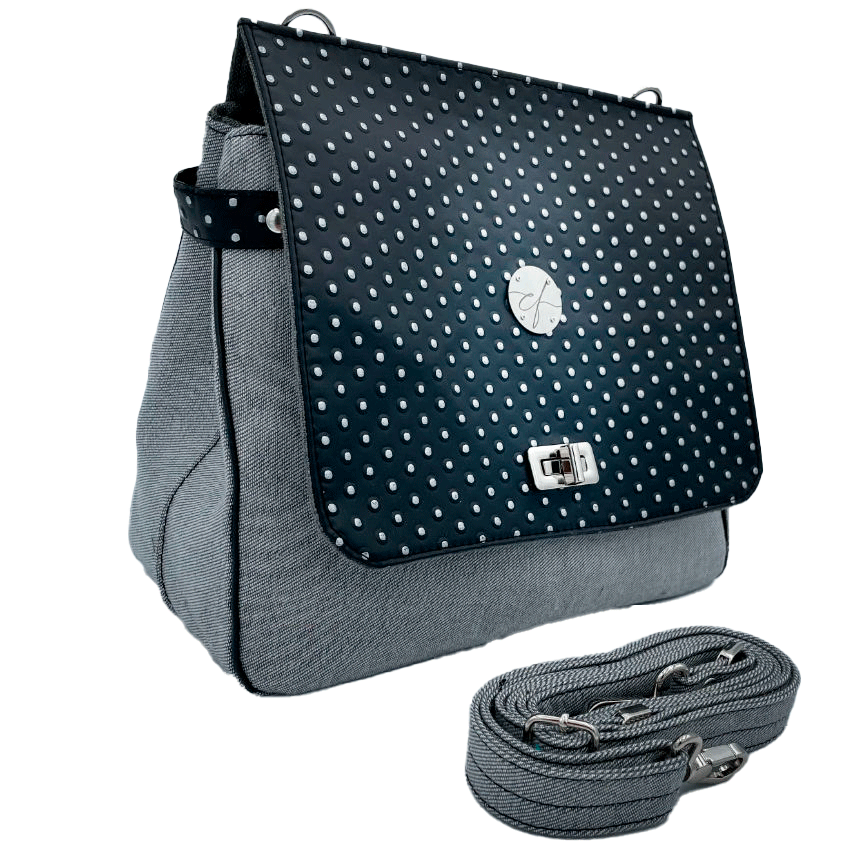 Un sac carré confectionné avec un simili noir à pois argentés et un denim couture gris.